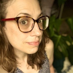 Meet your Posher, Denise